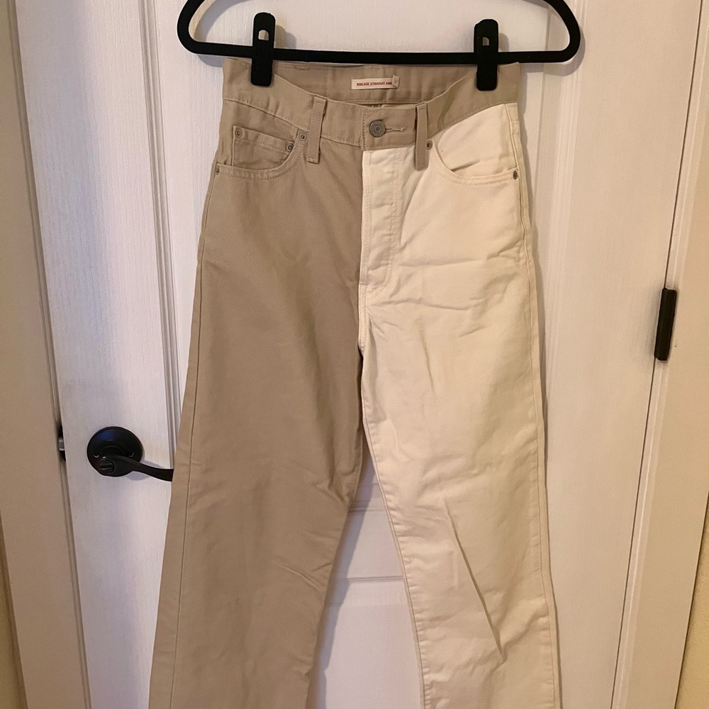 Levi's Two-Tone Ribcage Ankle Pants - Beige and Cream